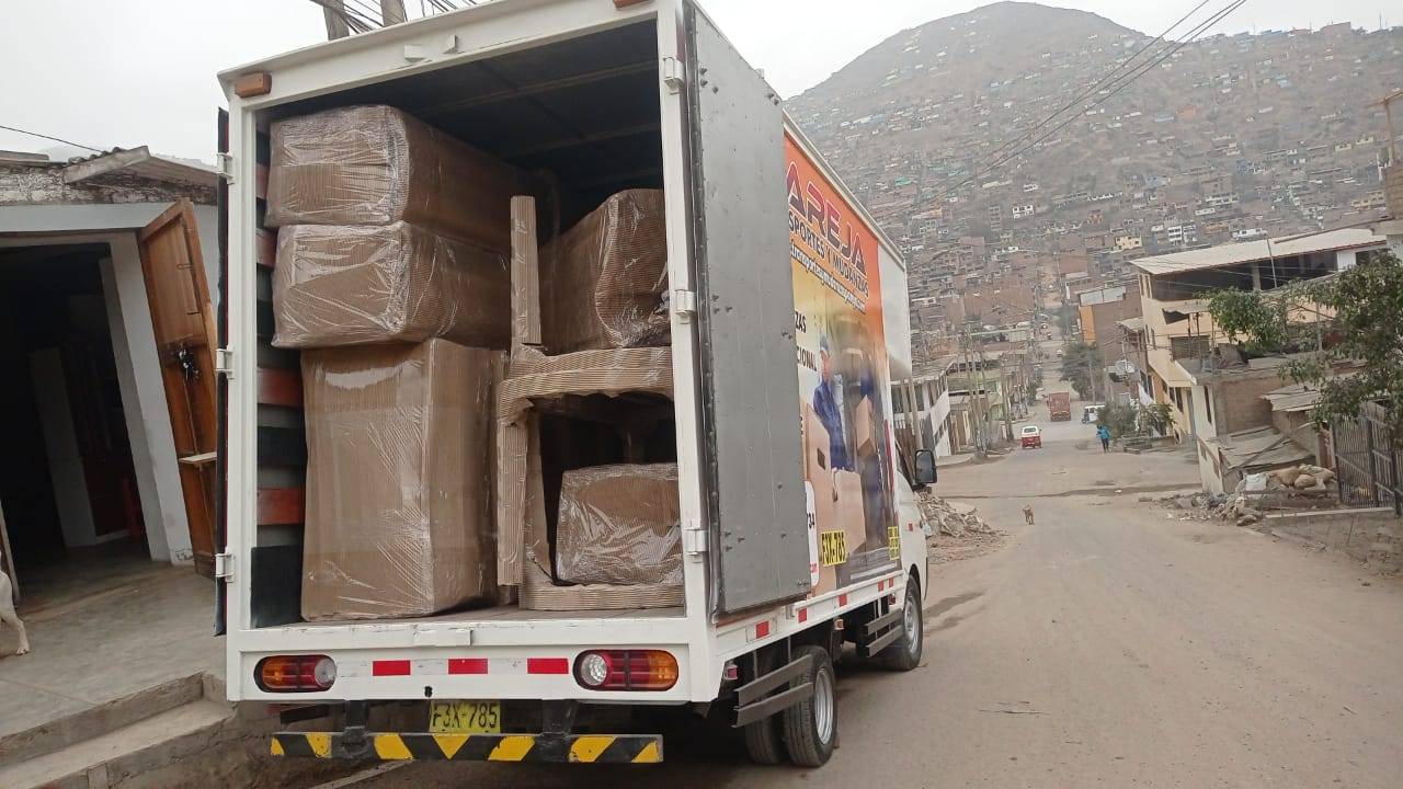 Flota de mudanzas Lima